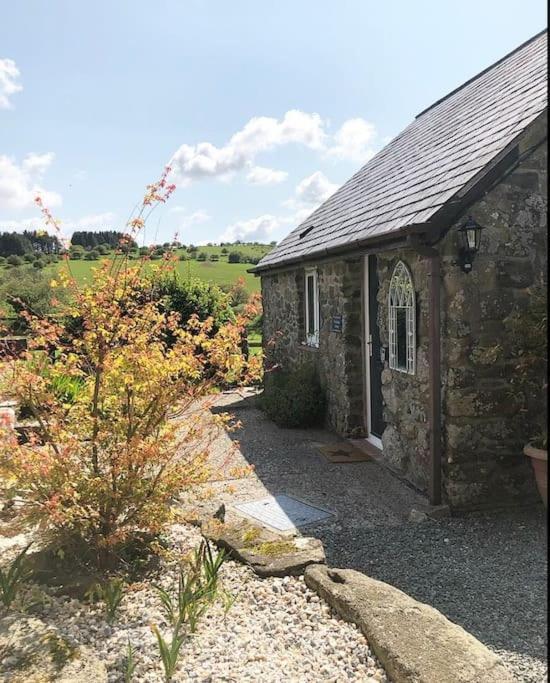 Delightful Artistic Granite Barn In Rural Hamlet Apartment ลอนเซสตัน ภายนอก รูปภาพ