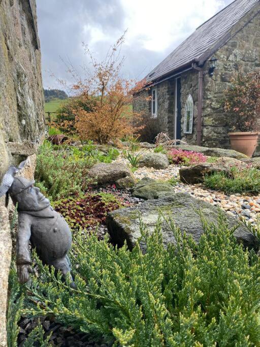 Delightful Artistic Granite Barn In Rural Hamlet Apartment ลอนเซสตัน ภายนอก รูปภาพ